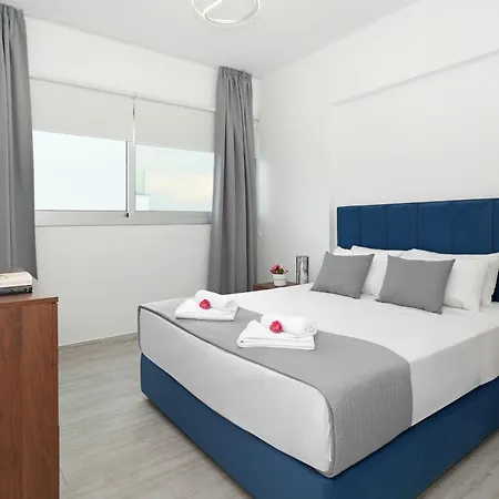 Napa Blu Feriehus Ayia Napa